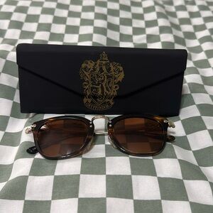Harry Potter Gryffindor Diff sunglassess with case
